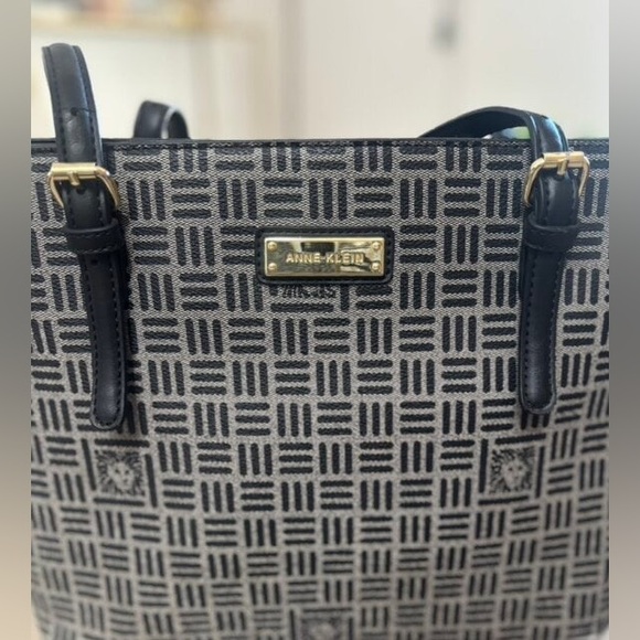 Ann Klein Tote Bag - Picture 2 of 7